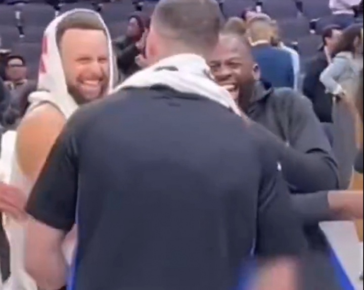 世界杯客户端下载说明-挤不进的圈别硬挤！库追汤大笑热聊 波杰姆强行尬聊试图融入